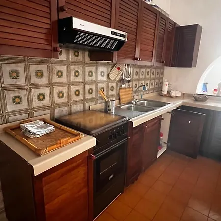 La Casa Di Luciano Centro Apartment *